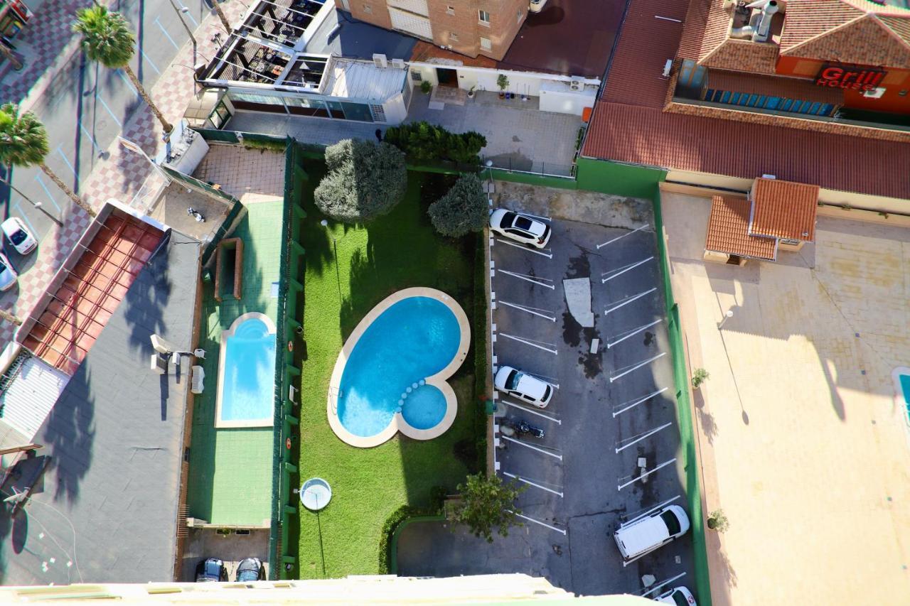 Apartamentos Torre Gerona เบนิดอร์ม ภายนอก รูปภาพ