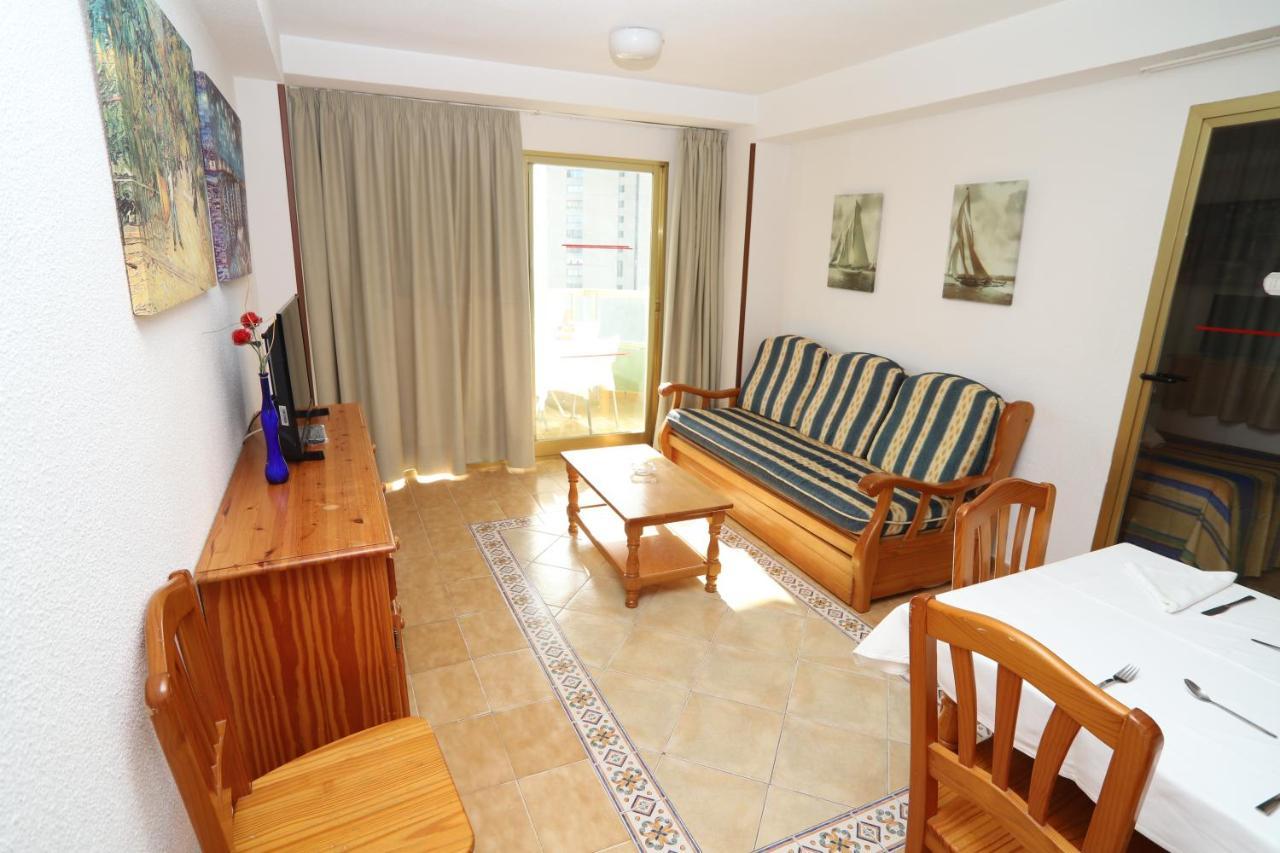 Apartamentos Torre Gerona เบนิดอร์ม ภายนอก รูปภาพ