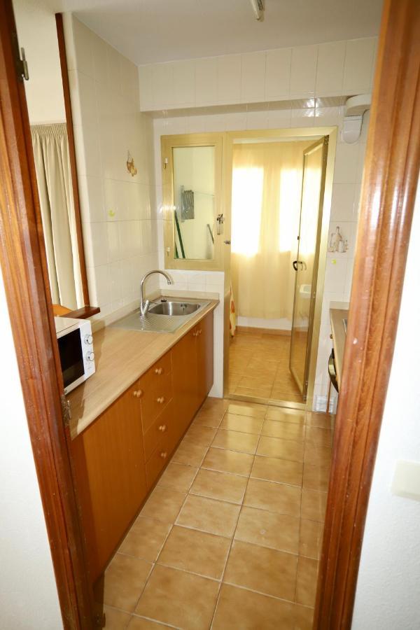 Apartamentos Torre Gerona เบนิดอร์ม ภายนอก รูปภาพ